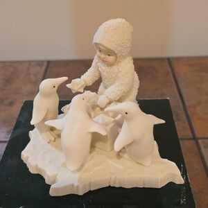 Snowbabies " Helpful Friends"